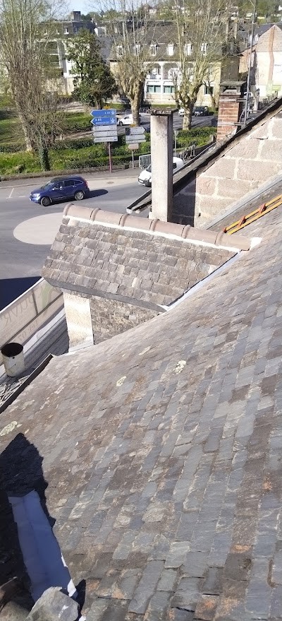 #Lucarne ardoise reconditionnée de Corrèze